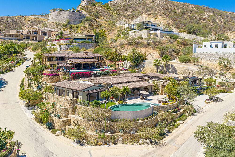 Coronado Cabo Section 1- Las Colinas Las Colinas 25 is an exceptional six-bedroom estate with unobstructed for sale